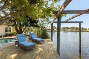 Coconut Cove - Heated Pool And Canal